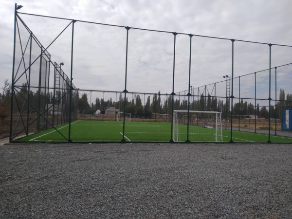 Открытие мини-футбольного поля в СШ Беш-Корук